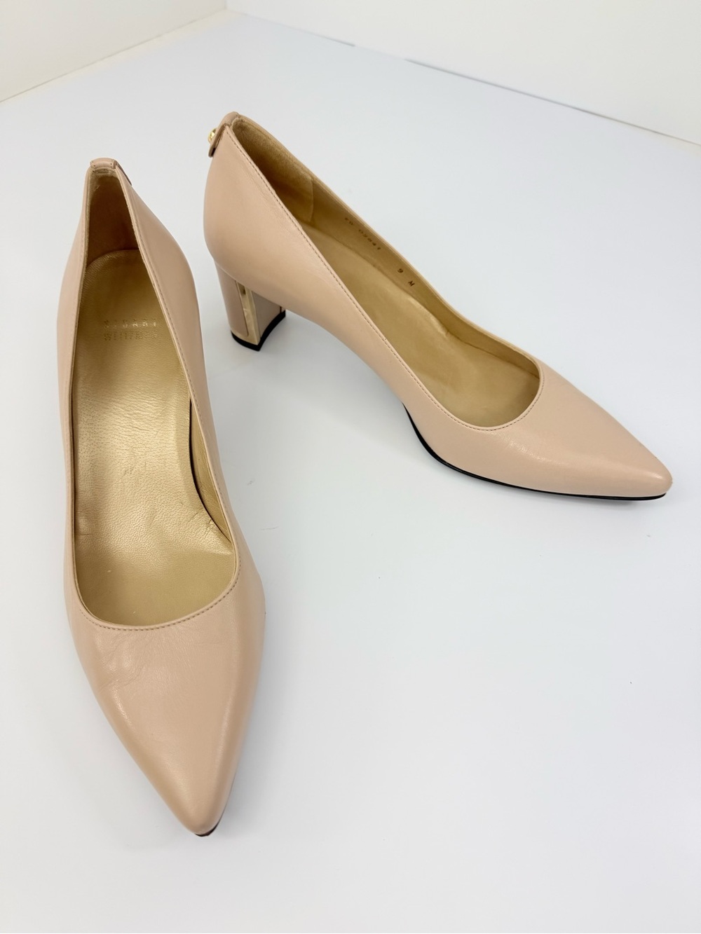 Stuart Weitzman Neutral Beige Leather Pointed Toe Wrapped Metallic Trim Pumps